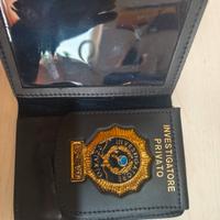 portafoglio con placca