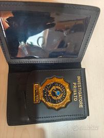 portafoglio con placca