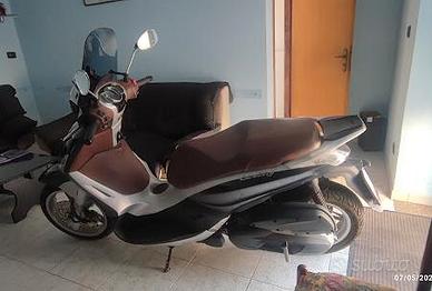 Piaggio BEVERLY 300