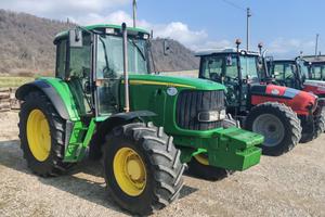 John Deere 6520