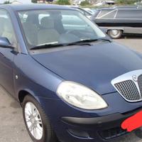 ypsilon 