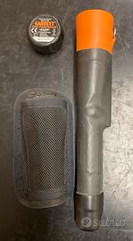 Pin pointer e arnese da scavo