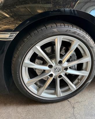 Cerchi e gomme porsche 19