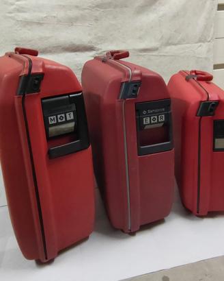 Set di valigie Samsonite Oyster rosse