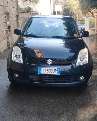 Suzuki Swift 5p 1.3 16v GL 4x4