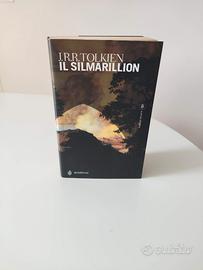 Libro: Il Silmarillion JRR Tolkien