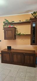 Parete attrezzata in legno