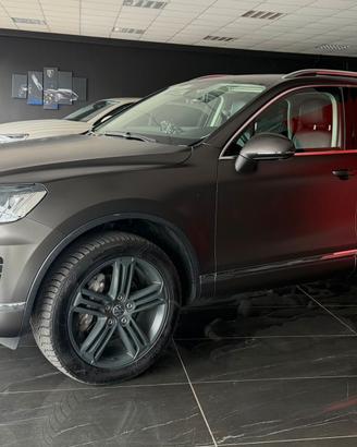 Volkswagen Touareg 3.0 TDI 262 CV tiptronic BlueMo