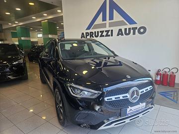 MERCEDES-BENZ GLA 180 d Automatic Business Extra