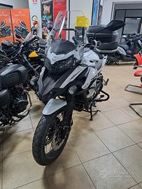 benelli trk 502x 