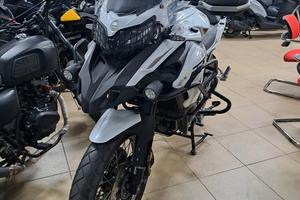 benelli trk 502x 