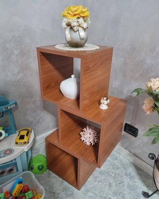 Puffo da salotto in legno
