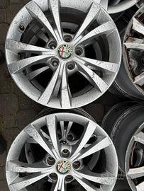 Cerchi alfa romeo R17