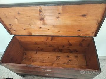 Cassapanca antica dell'800