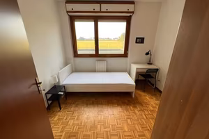 Stanza singola a Vedano al Lambro