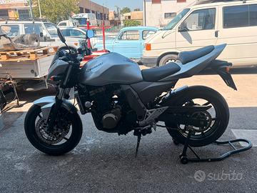 Kawasaki z750