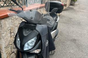 Yamaha xcity 250