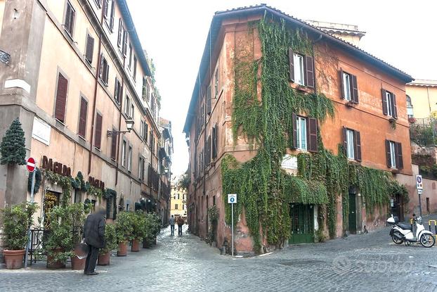 TRASTEVERE - Attività di wine bar