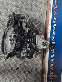 CAMBIO KIA CARLENS/IX35/ HYUNDAI SPORTAGE 1.7 DIES