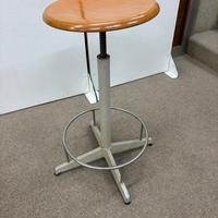 Sgabello vintage ferro e legno