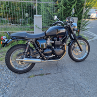 Triumph bonneville T100 2011
