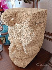scultura in tufo