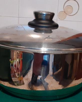 1Pentole con coperchio + campana+pentola per cottu