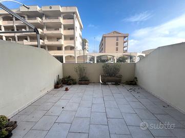 Piano terra ingresso indipendente pressi Lido