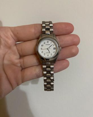 Orologio Citizen donna in acciaio - leggere bene