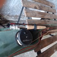 canna da pesca frusta coda di topo e mosche