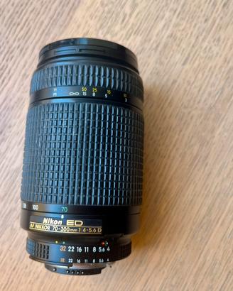 Nikon Nikkor 70-300  af ED