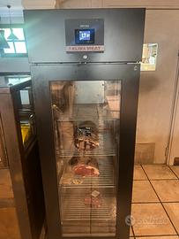 Frigo vetrina mantenitore e frollatura carne
