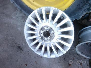 Cerchioni in lega punto da 15