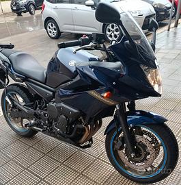 Yamaha XJ6