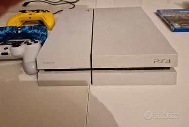 PlayStation4 white con giochi e 2 controller