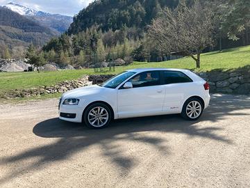 Audi a3 1.6 90cv
