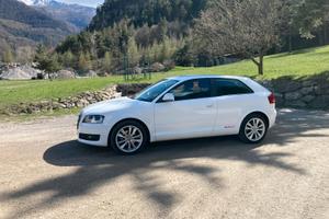 Audi a3 1.6 90cv