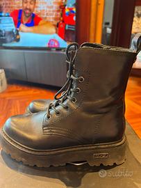 scarpe anfibi CULT numero 36