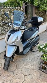 Piaggio Beverly 300 - 2022