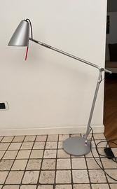 Lampada da tavolo Leo MK2 di Nemo Cassina silver