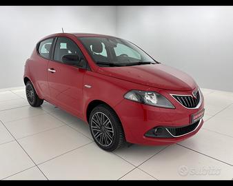 LANCIA Ypsilon 1.0 firefly hybrid Gold s&s 70cv 5p
