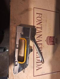 xhakuhatija@yahoo.it