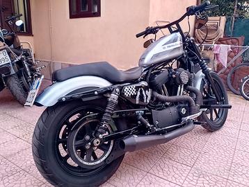 Harley Davidson sportster iron anno 2020