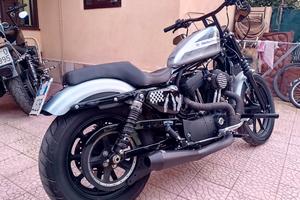 Harley Davidson sportster iron anno 2020