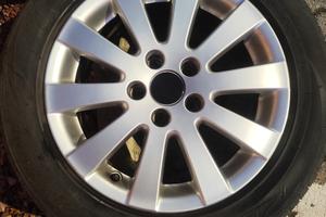 gomme 215 55 16 più cerchi 