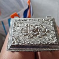 porta gioielli antico