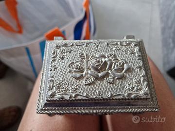 porta gioielli antico