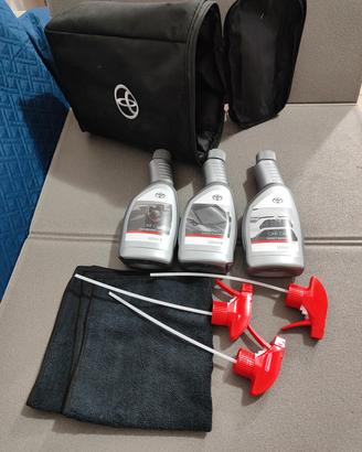Toyota kit borsa con 3 detergenti originali Nuovi 