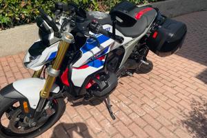 BMW R1330r Performance