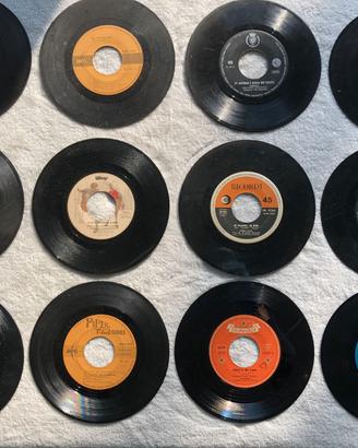 Lotto di 12 DISCHI VINILE 45 GIRI (stock)